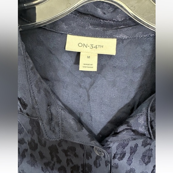 NWT On 34th Animal Print Jacquard Jumpsuit Blue Size M Long Sleeve Button Front - Picture 10 of 11